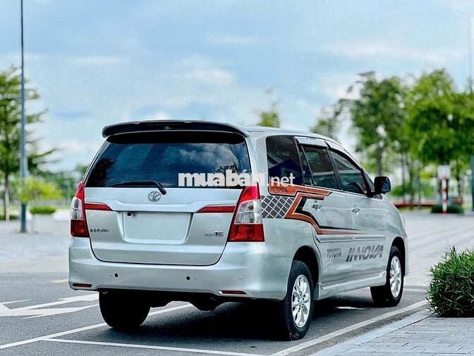 Toyota innova 2014