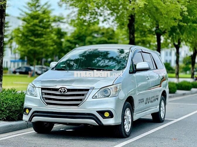 Toyota innova 2014