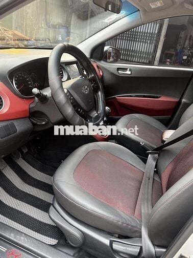 Grand i10 bản đủ máy 1.2 đời 2019.