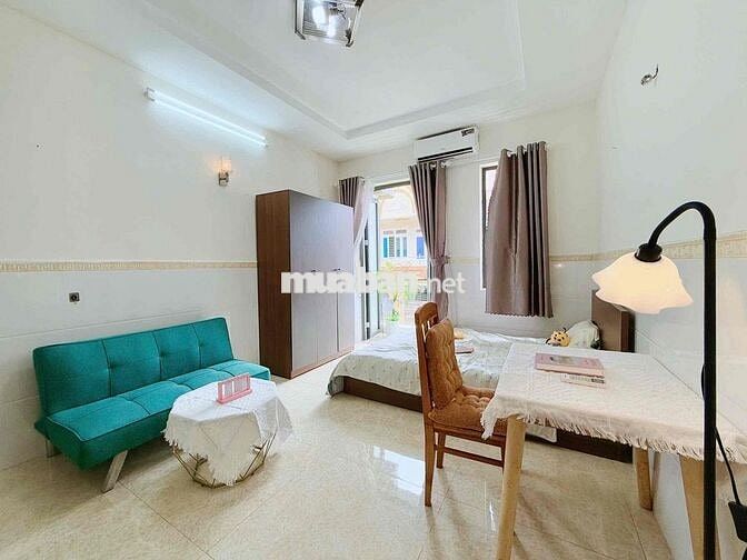 CĂN HỘ BAN CÔNG - NGAY ĐẠI HỌC CÔNG THƯƠNG - GẦN TRƯỜNG CHINH , ETOWN