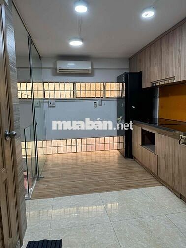 Nhà nhỏ tiện nghi phù hợp vợ chồng trẻ (và con nhỏ)