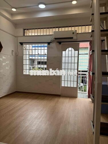 Nhà nhỏ tiện nghi phù hợp vợ chồng trẻ (và con nhỏ)
