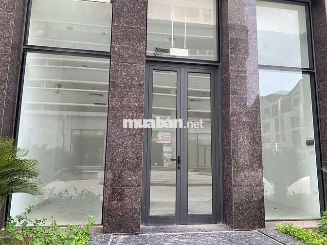 Cho thuê mặt bằng kinh doanh tại chung cư mới HH4 FLC Garden City