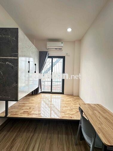 KHAI TRƯƠNG CĂN PHÒNG NHỎ XINH NGAY CHỢ BÀ CHIỂU TIỆN CHO SV UEF HUTEH