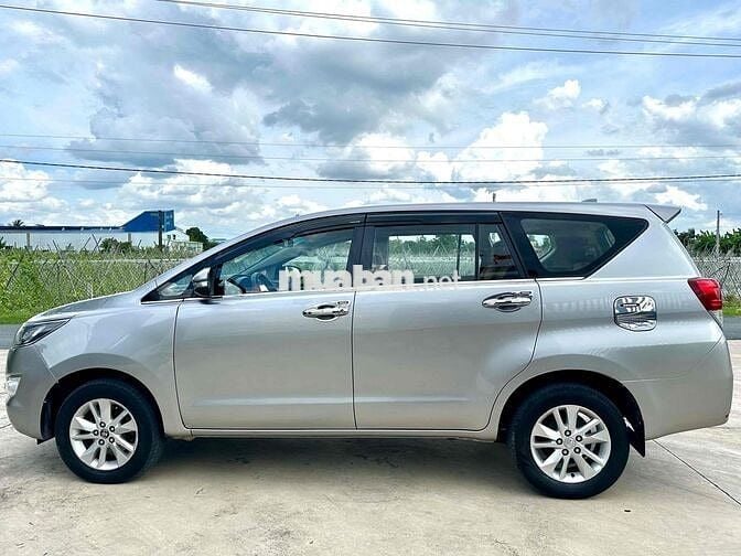 Toyota Innova E Xe Tại Xã Củ Chi