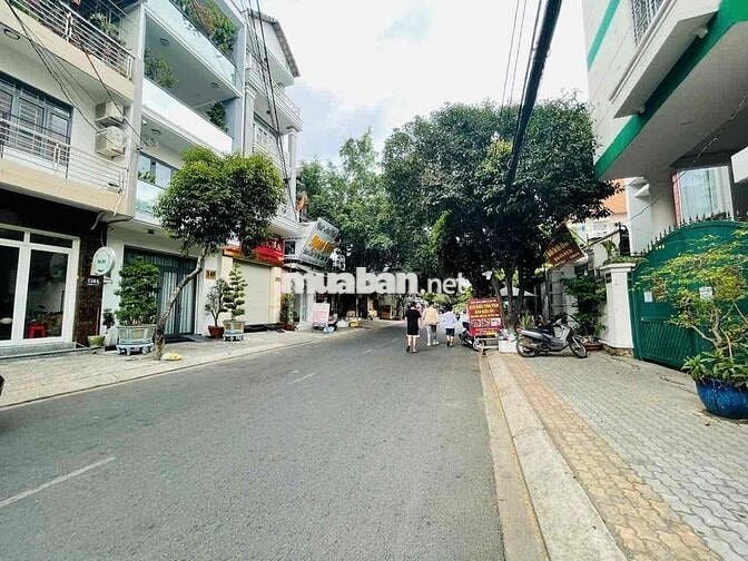 Cần bán nhà mặt tiền khu buôn bán sầm uất