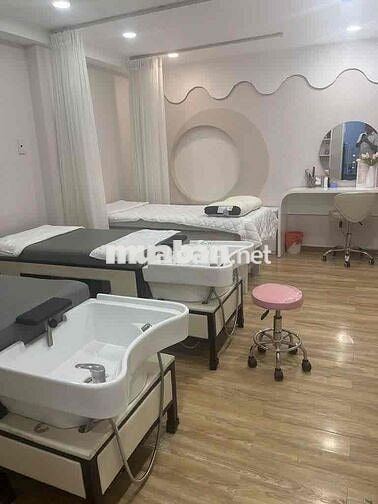 Cho thuê nhà MT 10 Nguyễn Văn Tráng Q1, Trệt lửng 3 lầu ST, 90 triệu