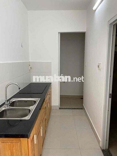 BÁN CĂN 50M2 GIÁ CHỈ 2,6 TỶ, NHIỀU TIỆN ÍCH, KHU VỰC TRUNG TÂM TIỆN ĐI
