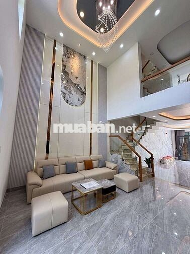 Nhà 5x17m đúc 3 tấm phong cách hiện đại. Xã Bà Điểm