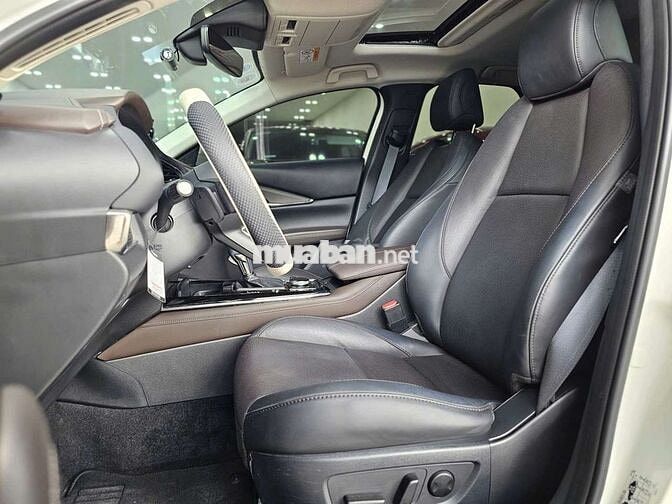 MAZDA CX30 PREMIUM SX 2023 ODO 9.000 KM