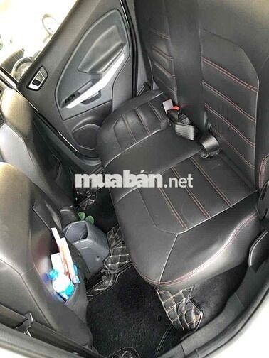 Ford EcoSport 2015 Titanium 1.5L AT - 180000 km