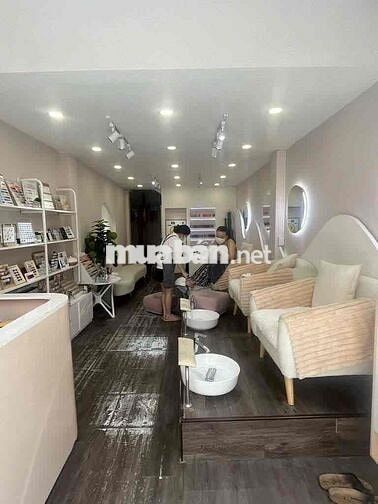 Cho thuê nhà MT 10 Nguyễn Văn Tráng Q1, Trệt lửng 3 lầu ST, 90 triệu
