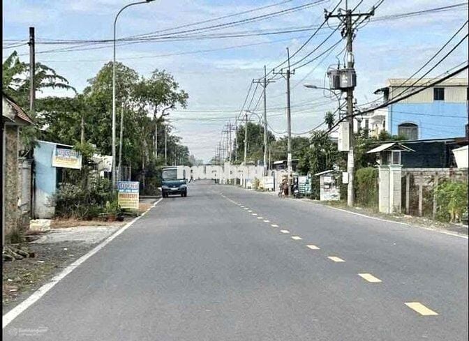 Ngộp bán gấp đất thổ cư 309m2 giá trả thẳng 460tr bao sổ
