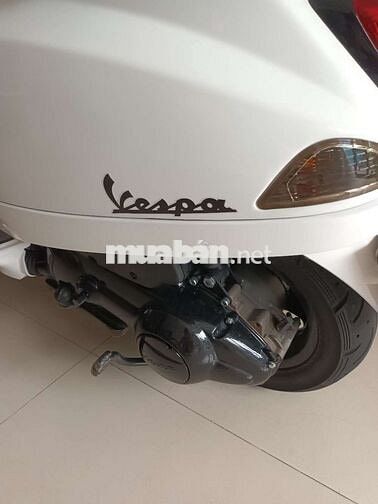 Cần ra đi e vespa