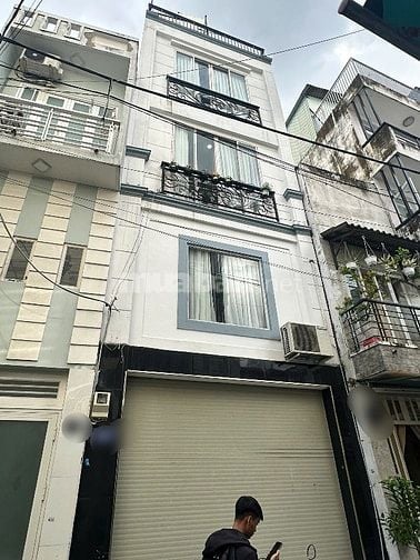 Hẻm xe hơi Vũ Huy Tấn thông ra Tr Sa,Ngang 4m,4Tầng có hẻm sau nhà 