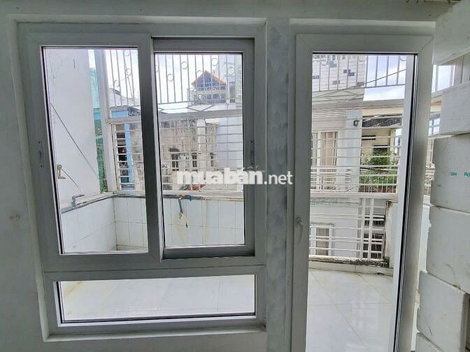 BÁN NHÀ HXH NGUYỄN XÍ BTHANH-4,3X8,5-3 TẦNG NHỈNH 5 TỶ 200TR/1 NĂM