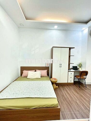 Căn hộ 2 phòng ngủ full nội thất ở Bạch Đằng