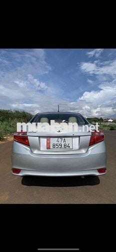 Gia đình cần bán xe toyota Vios E . 2015