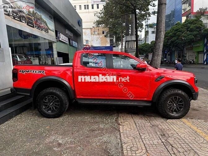 Ford Ranger Raptor 2.0L 4x4 AT 2025