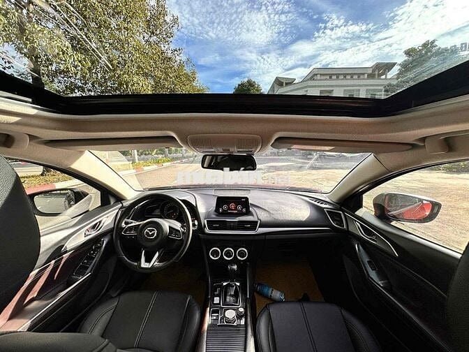 Mazda 3 2018 HB 1.5 AT một chủ mua mới