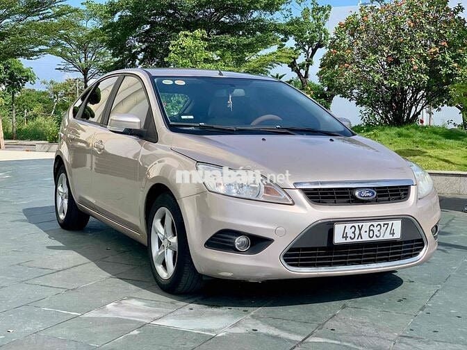 Ford Focus 2010 1.8 AT - 109000 km