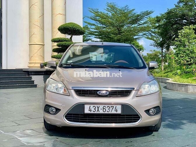 Ford Focus 2010 1.8 AT - 109000 km