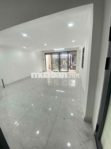 SIÊU PHẨM NHÀ MỚI- CÓ THANG MÁY-DIỆN TÍCH SÀN 510m2