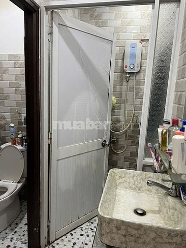 Bán căn hộ ngay trung tâm quận 7 liền kề chợ trường học bệnh viện diện