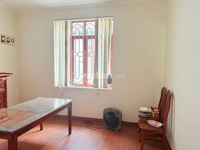 Gần Tiểu học Nghĩa Đô, sổ to, giá đầu tư, phân lô, Vỉa hè, ô tô tránh