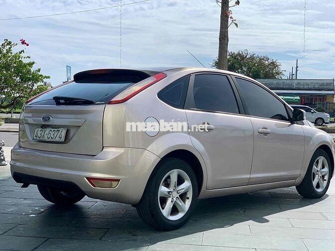Ford Focus 2010 1.8 AT - 109000 km