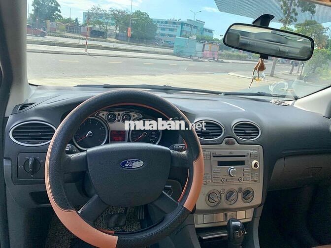 Ford Focus 2010 1.8 AT - 109000 km