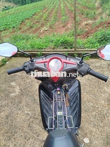 Xe nguyên tin, đang chạy rất tốt, máy móc còn ok