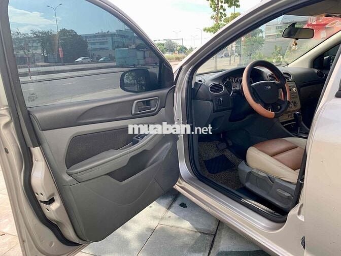 Ford Focus 2010 1.8 AT - 109000 km