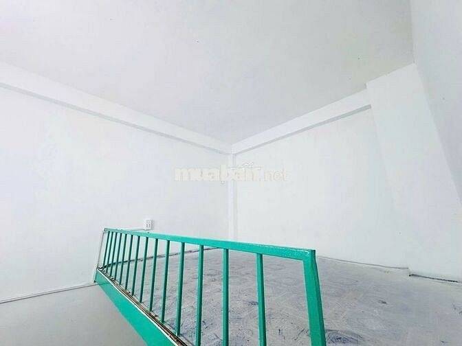 Trọ Trệt- Gác cao- Rộng thoáng sạch- Có kệ bếp- Toilet tiện nghi