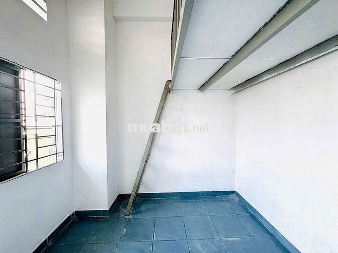 Trọ Trệt- Gác cao- Rộng thoáng sạch- Có kệ bếp- Toilet tiện nghi