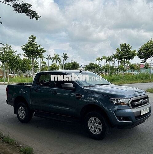 Ford 2017 XLS 2.2L 4x2 MT - 180 km xe rin