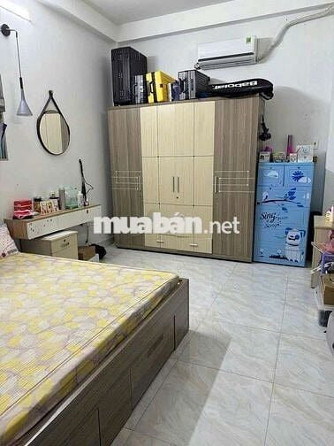 Bán nhà đẹp mới 3 lầu đường Lê Hồng Phong P10 Q10