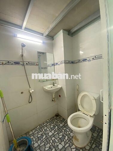 Trọ Trệt- Gác cao- Rộng thoáng sạch- Có kệ bếp- Toilet tiện nghi