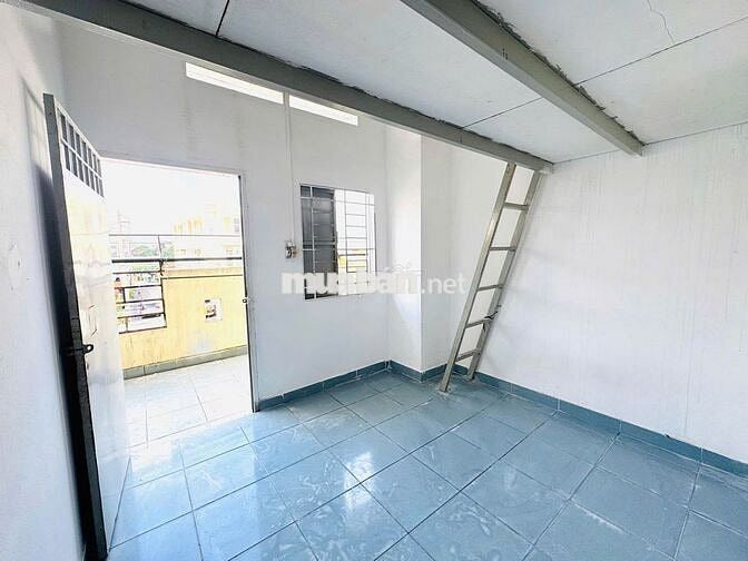 Trọ Trệt- Gác cao- Rộng thoáng sạch- Có kệ bếp- Toilet tiện nghi