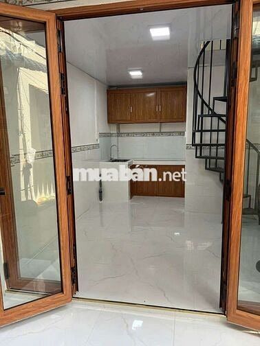 Nhà Lâm Văn Bền Quận 7 ban công thoáng
