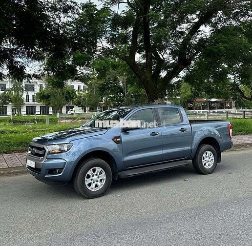 Ford 2017 XLS 2.2L 4x2 MT - 180 km xe rin