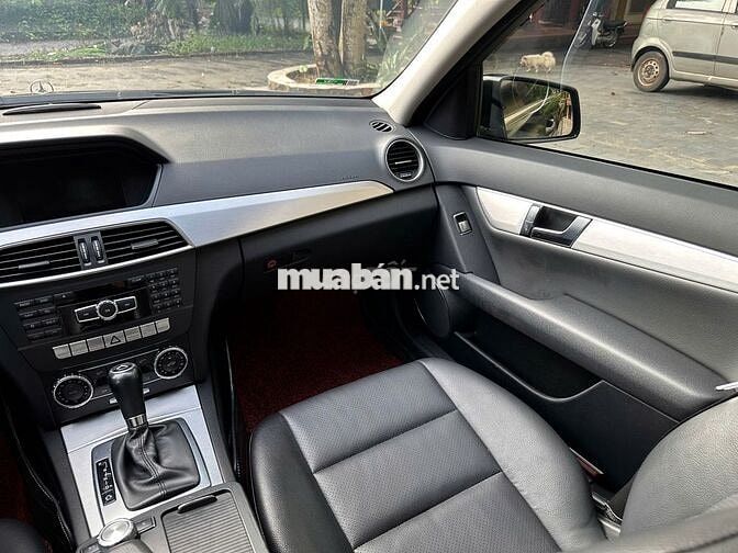 Merc C200 sx 2011 fom mới