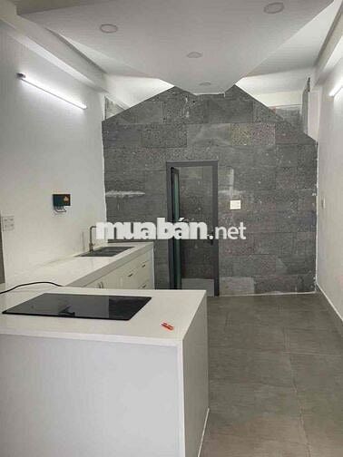 Trệt lửng 2 lầu 3,5*15; 3pn có sân thượng đi gò vấp gần