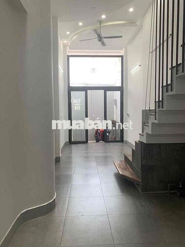 Trệt lửng 2 lầu 3,5*15; 3pn có sân thượng đi gò vấp gần