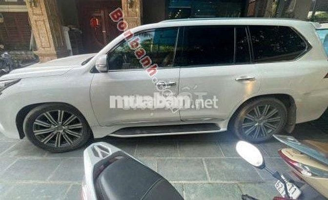 Cần bán xe chính chủ, model 2016 xe nhập trung đôn