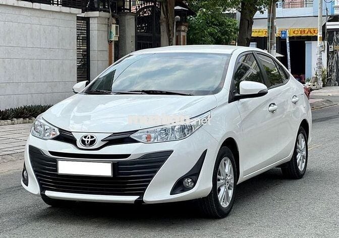 Vios 2021 số sàn màu trắng zin