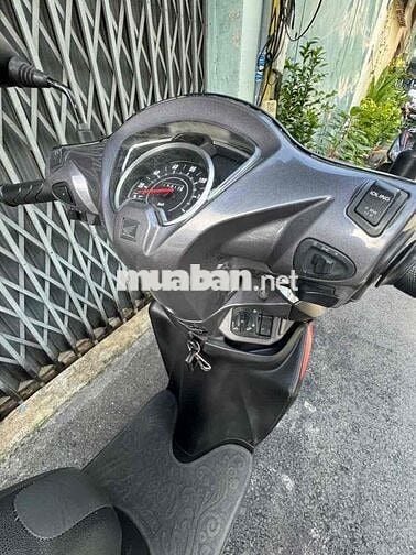 Vission 110fi dk 2019  chạy 20 ngan km Gia 23tr500