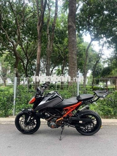 KTM DUKE 390 DATE 2019