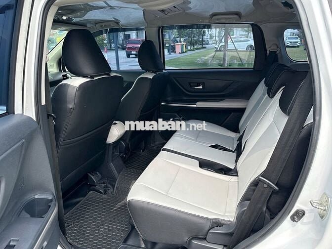 Toyota veloz top cross nhập khẩu -2022