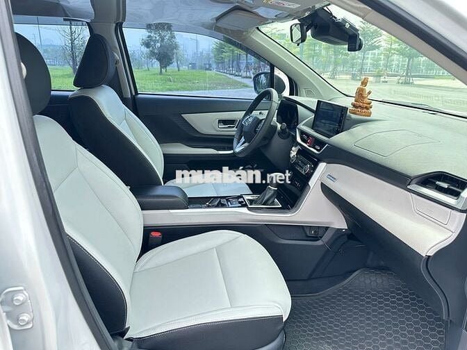 Toyota veloz top cross nhập khẩu -2022